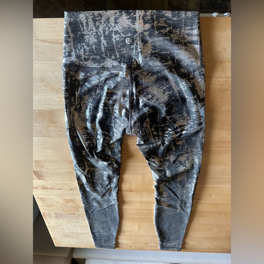 Lululemon workout leggings